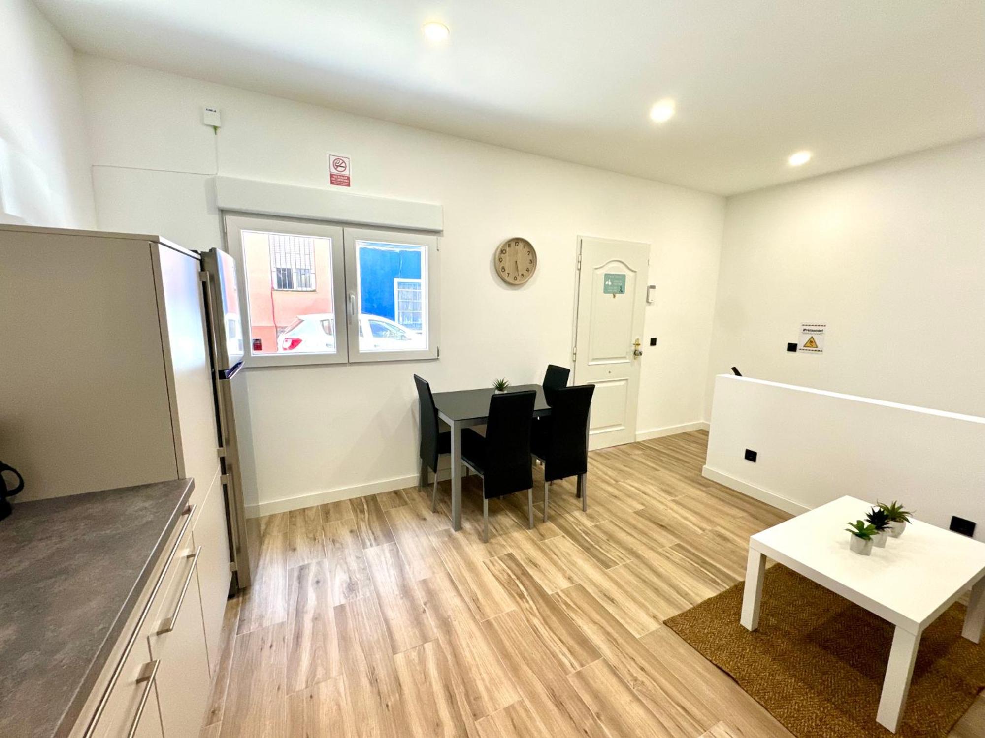 Apartamentos Castillejos Madrid Kültér fotó