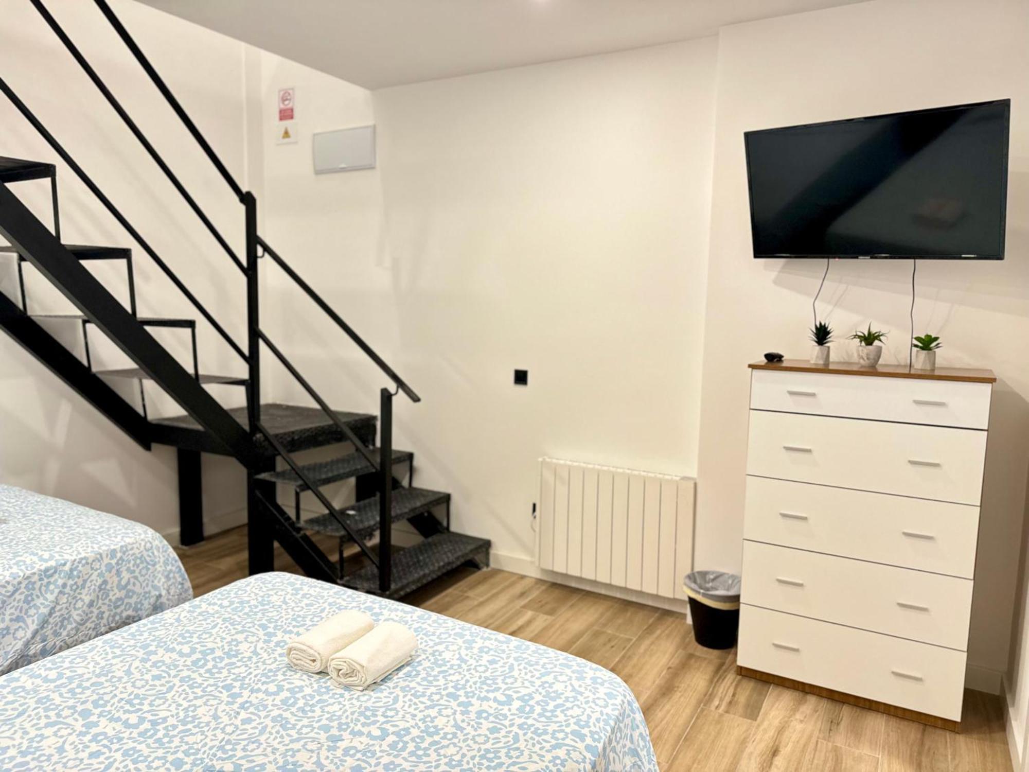 Apartamentos Castillejos Madrid Kültér fotó